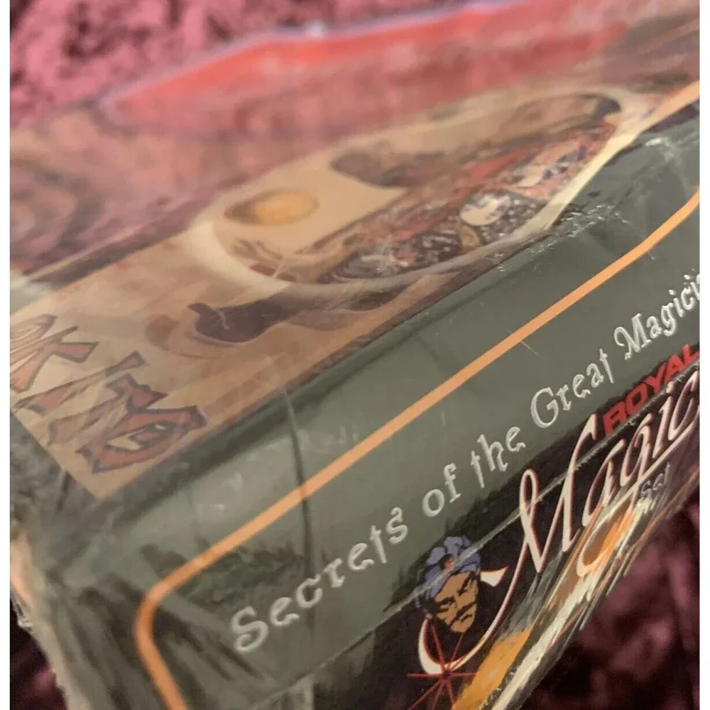 NEW Secrets of The Great Magicians Royal Magic Set w/ Instructional DVD, 8-Adult